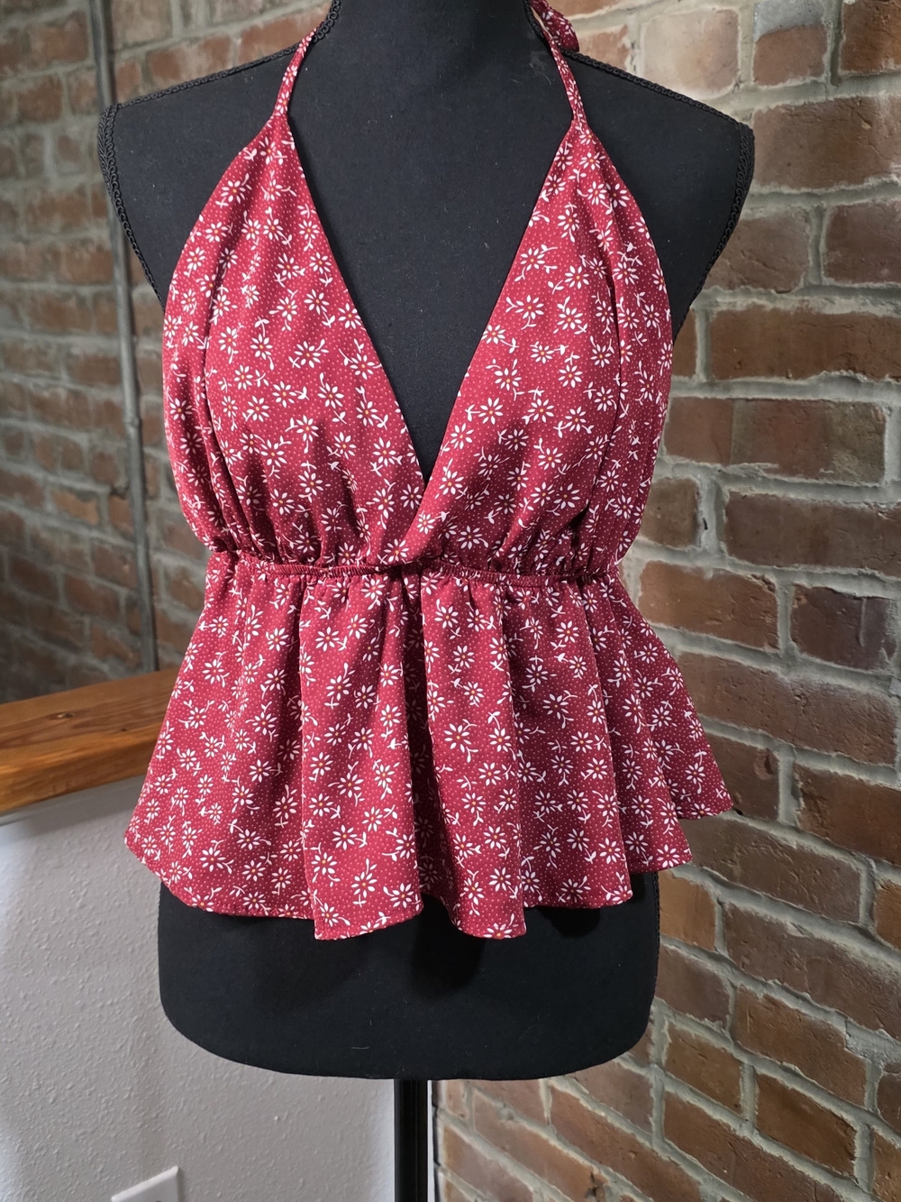 SHEIN Red Floral Halter Peplum Camisole
